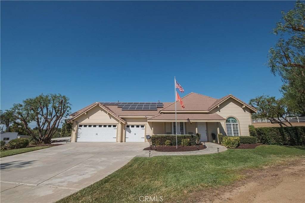 2 Acres of Land with Home for Sale in Riverside, California