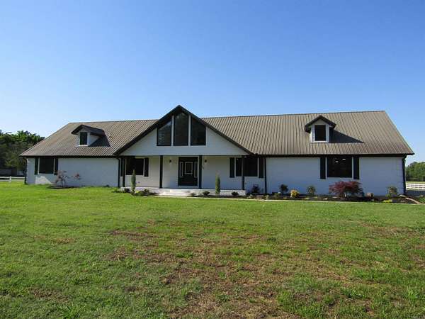 2 Acres of Land with Home for Sale in Paragould, Arkansas