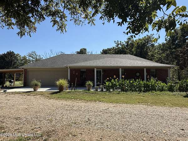 44 Acres of Land with Home for Sale in Byhalia, Mississippi