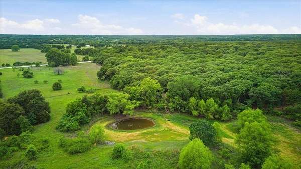 10 Acres of Land for Sale in Whitney, Texas