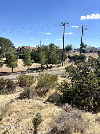 2.16 Acres of Land for Sale in Pearblossom, California