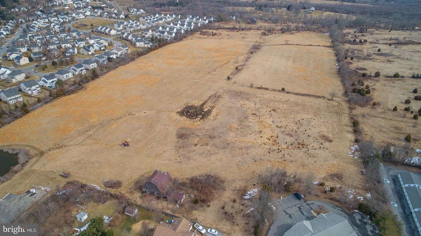 1 Acre of Commercial Land for Sale in Lovettsville, Virginia