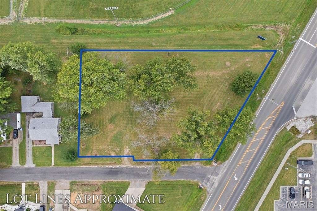 88 Acres of Land for Sale in Highland, Illinois
