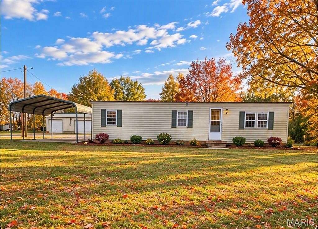 13 Acres of Land with Home for Sale in Farmington, Missouri