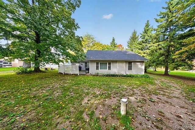 3.1 Acres of Land with Home for Sale in Oceola Township, Michigan