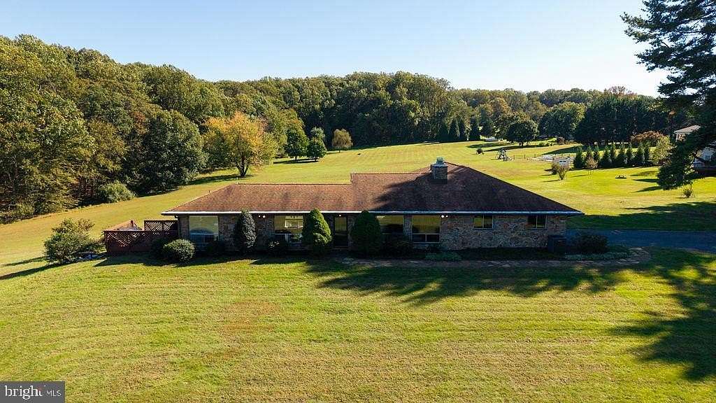 4.62 Acres of Land with Home for Sale in Landenberg, Pennsylvania