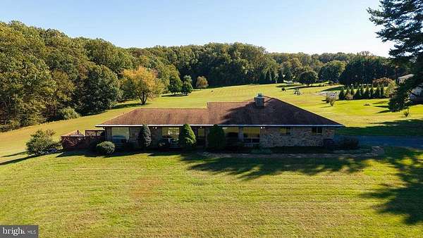 4.62 Acres of Land with Home for Sale in Landenberg, Pennsylvania