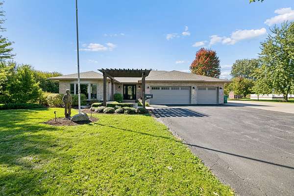 2.5 Acres of Land with Home for Sale in Manhattan, Illinois