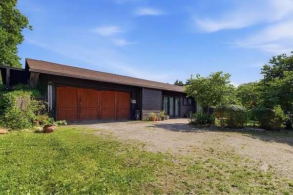 9.62 Acres of Land with Home for Sale in Gardner, Kansas
