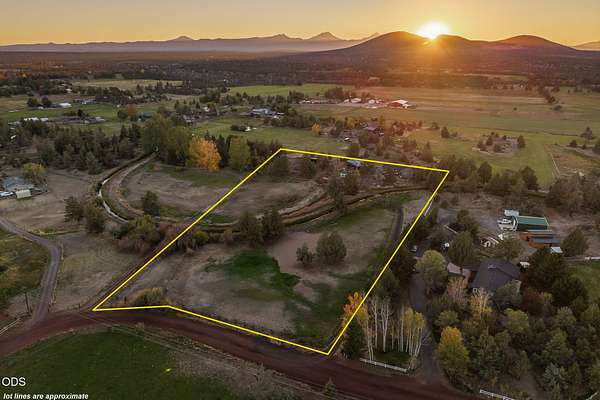 5 Acres of Land with Home for Sale in Redmond, Oregon