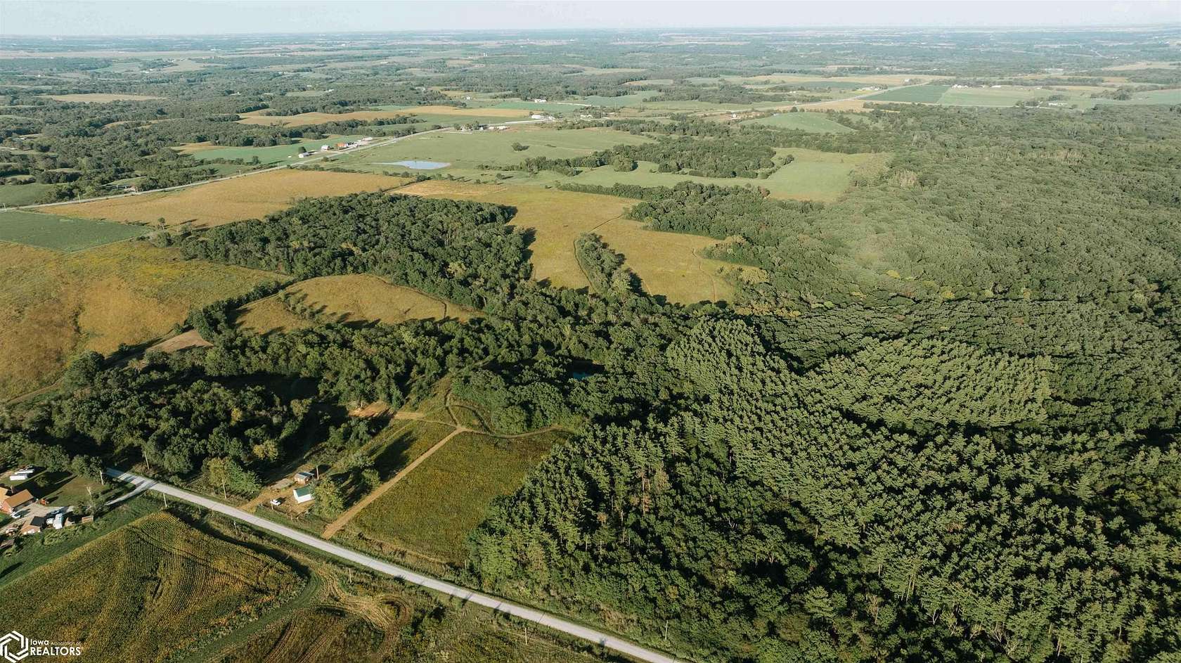 90 Acres of Land for Sale in Douds, Iowa