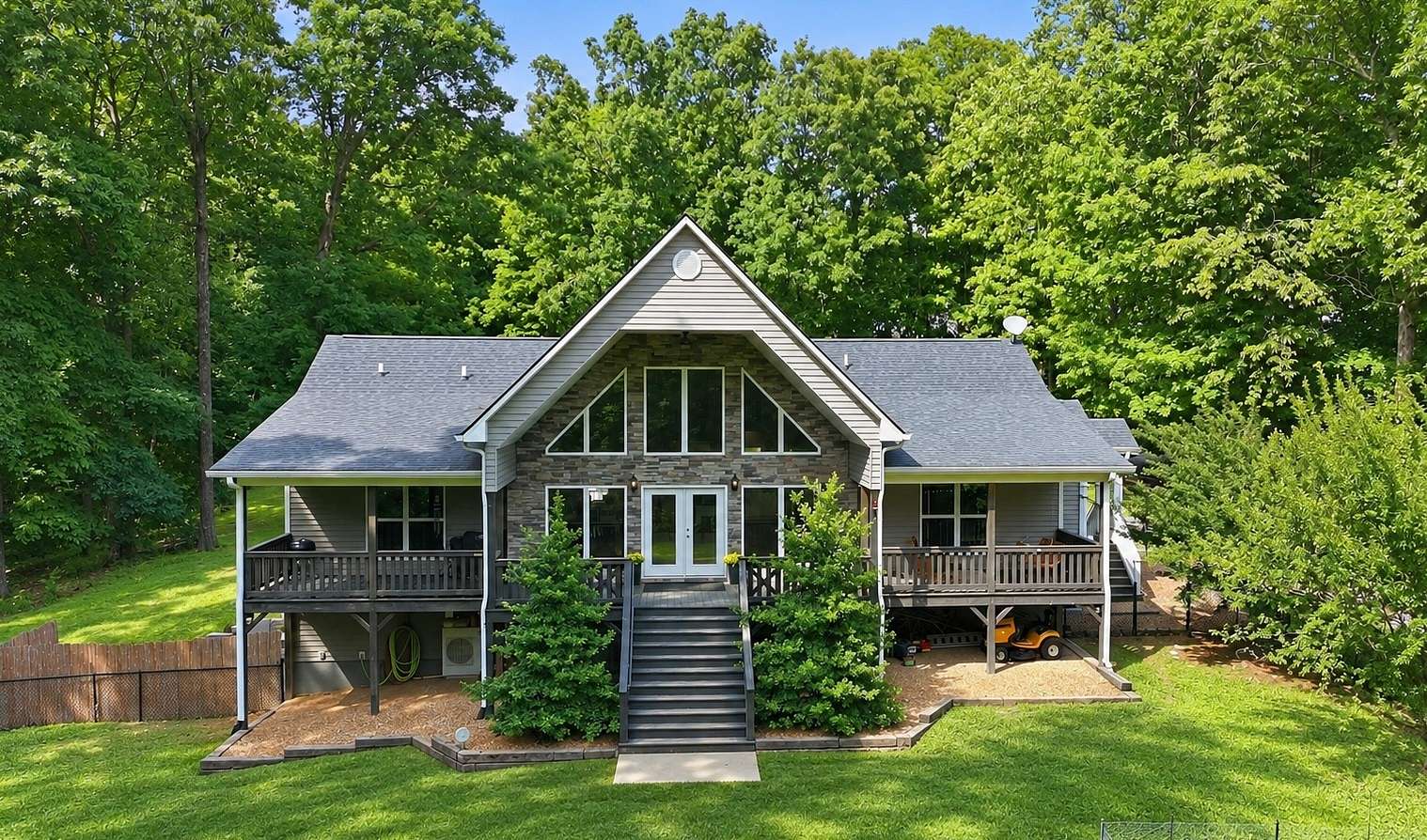 9.45 Acres of Land with Home for Sale in Spring Hill, Tennessee