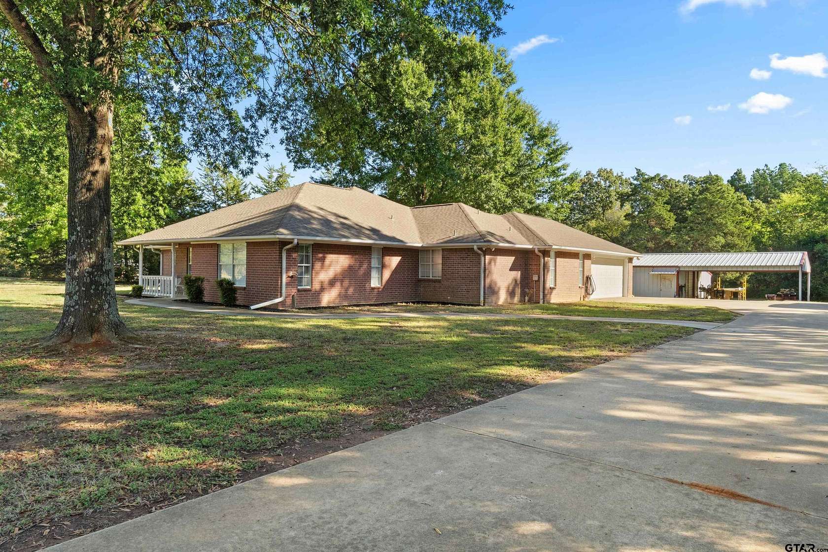 2 Acres of Land with Home for Sale in Mount Vernon, Texas