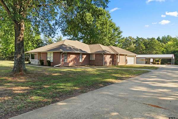 2 Acres of Land with Home for Sale in Mount Vernon, Texas
