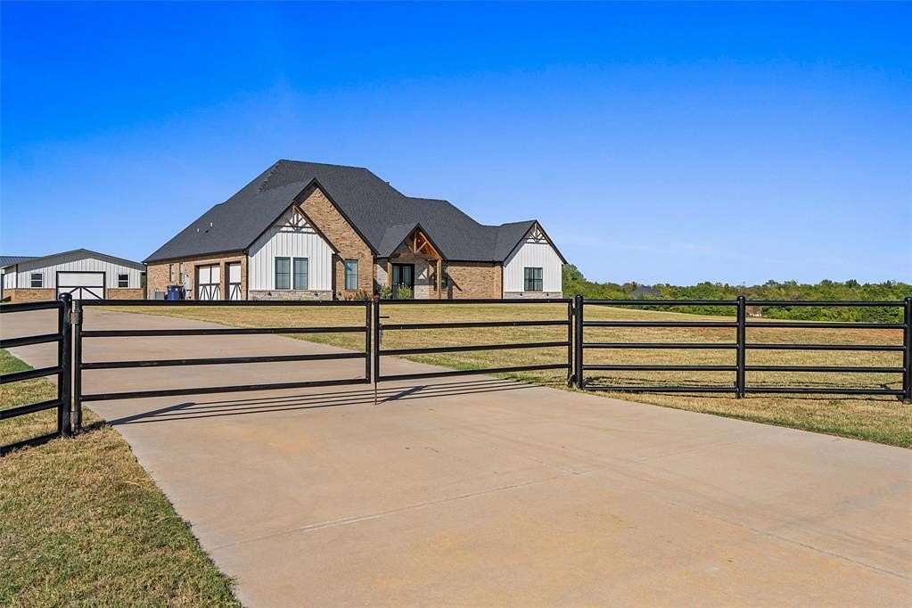 5 Acres of Land with Home for Sale in Mustang, Oklahoma