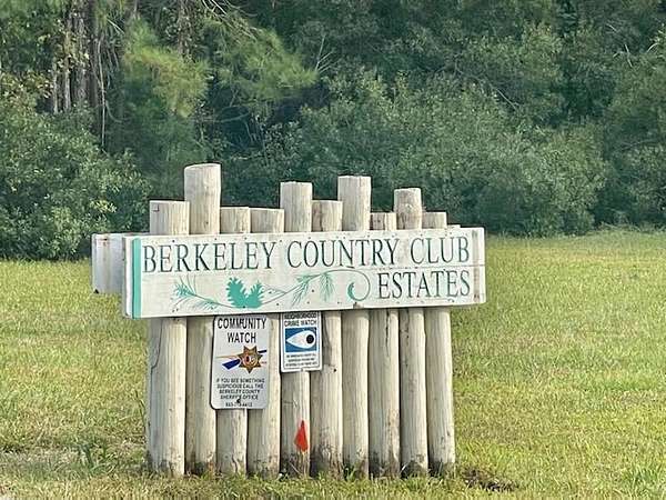 0.44 Acres of Residential Land for Sale in Moncks Corner, South Carolina