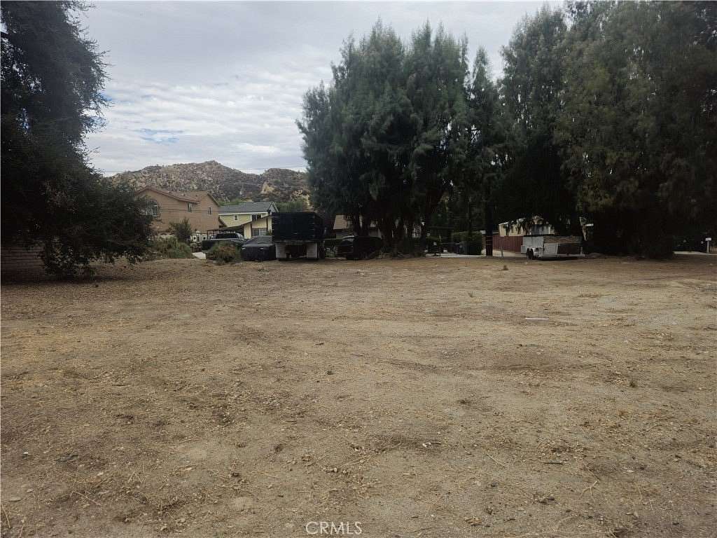 0.16 Acres of Land for Sale in Castaic, California