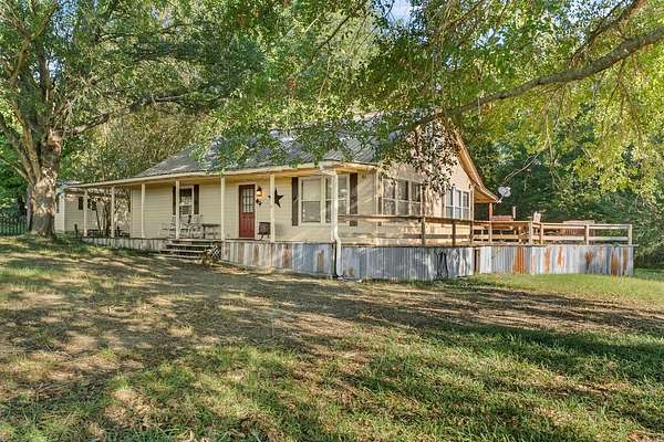 3 Acres of Land with Home for Sale in Tennessee Colony, Texas