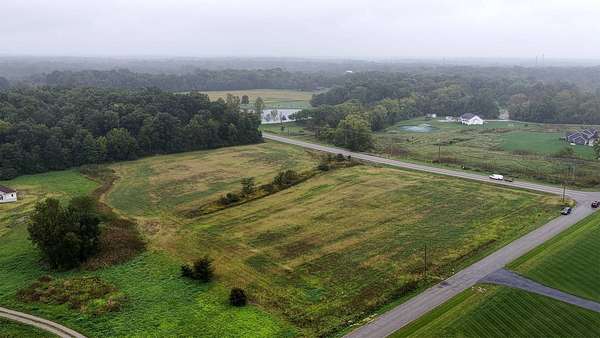 8 Acres of Residential Land for Sale in Leo, Indiana