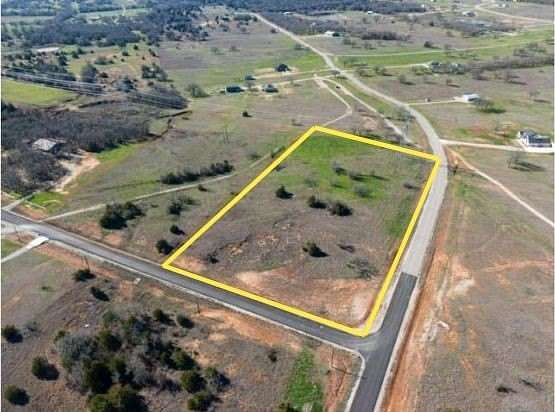 5 Acres of Residential Land for Sale in Alvord, Texas