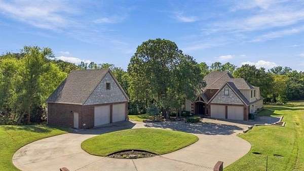 1.87 Acres of Land with Home for Sale in Sapulpa, Oklahoma