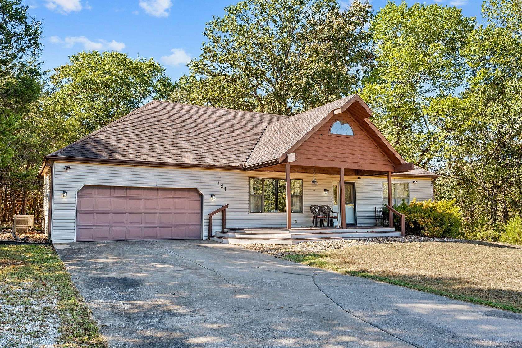 2 Acres of Land with Home for Sale in Branson, Missouri