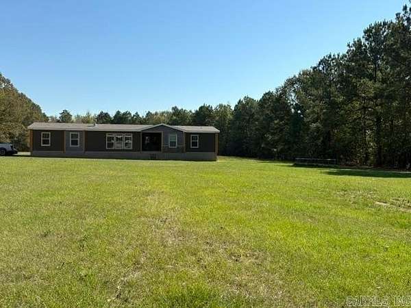 25.8 Acres of Land with Home for Sale in Emmet, Arkansas