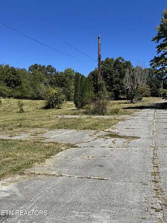 5 Acres of Mixed-Use Land for Auction in Rockwood, Tennessee