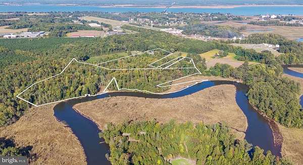 23.8 Acres of Recreational & Residential Land for Sale in Tappahannock, Virginia