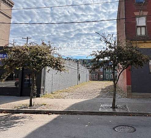 0.07 Acres of Mixed-Use Land for Sale in South Side Flats, Pennsylvania