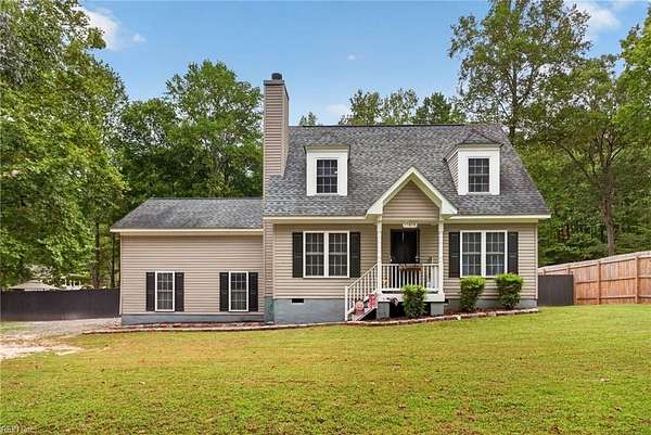 2.75 Acres of Land with Home for Sale in Gloucester, Virginia