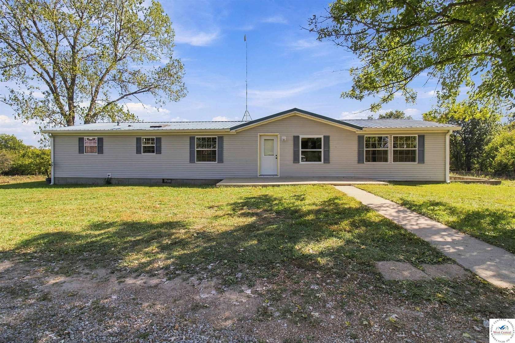 5 Acres of Land with Home for Sale in Smithton, Missouri