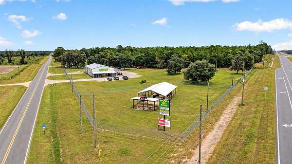 3 Acres of Improved Commercial Land for Sale in Bronson, Florida