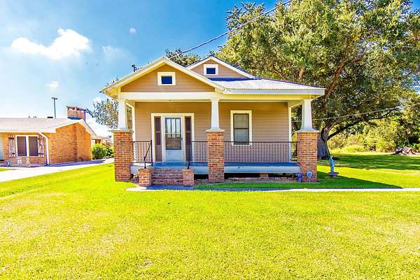 10 Acres of Land with Home for Sale in Raceland, Louisiana