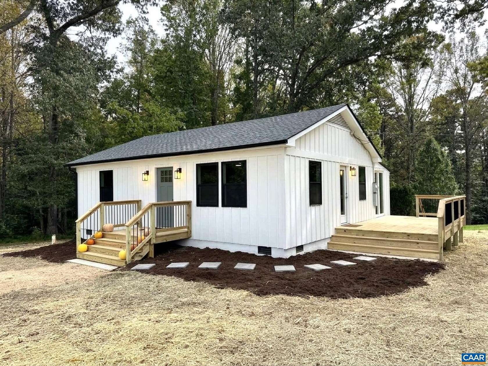 2.57 Acres of Land with Home for Sale in Barboursville, Virginia