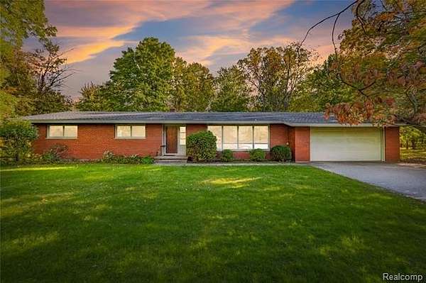 2 Acres of Land with Home for Sale in Sterling Heights, Michigan