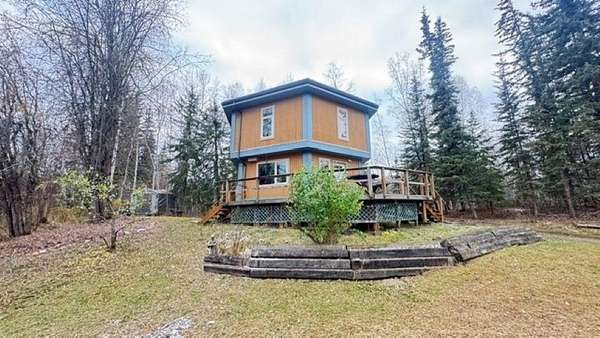 4.82 Acres of Land with Home for Sale in Fairbanks, Alaska