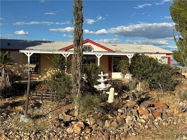 16 Acres of Land with Home for Sale in Kingman, Arizona
