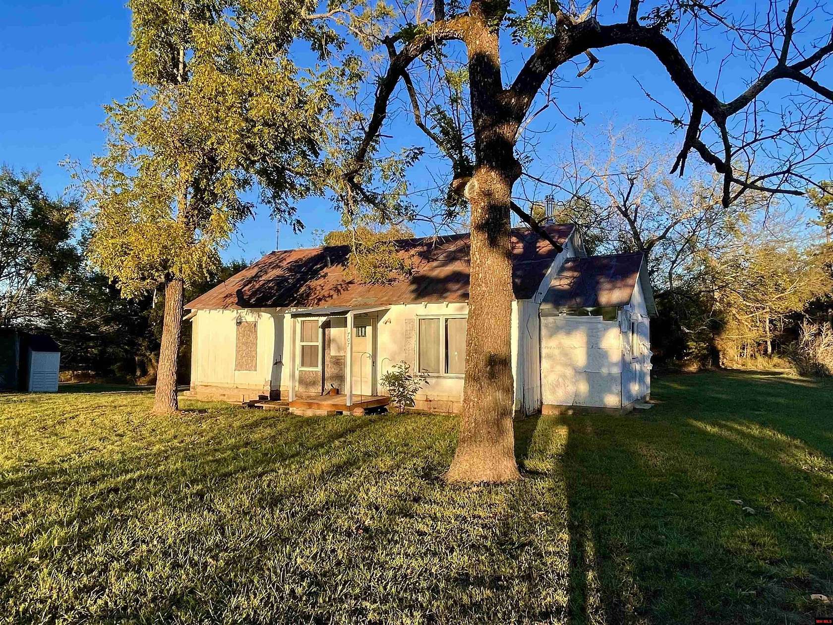 5 Acres of Land with Home for Sale in Dolph, Arkansas