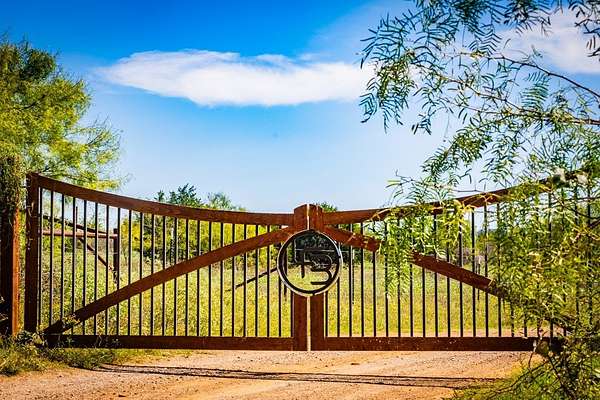 13 Acres of Recreational Land for Sale in Graford, Texas