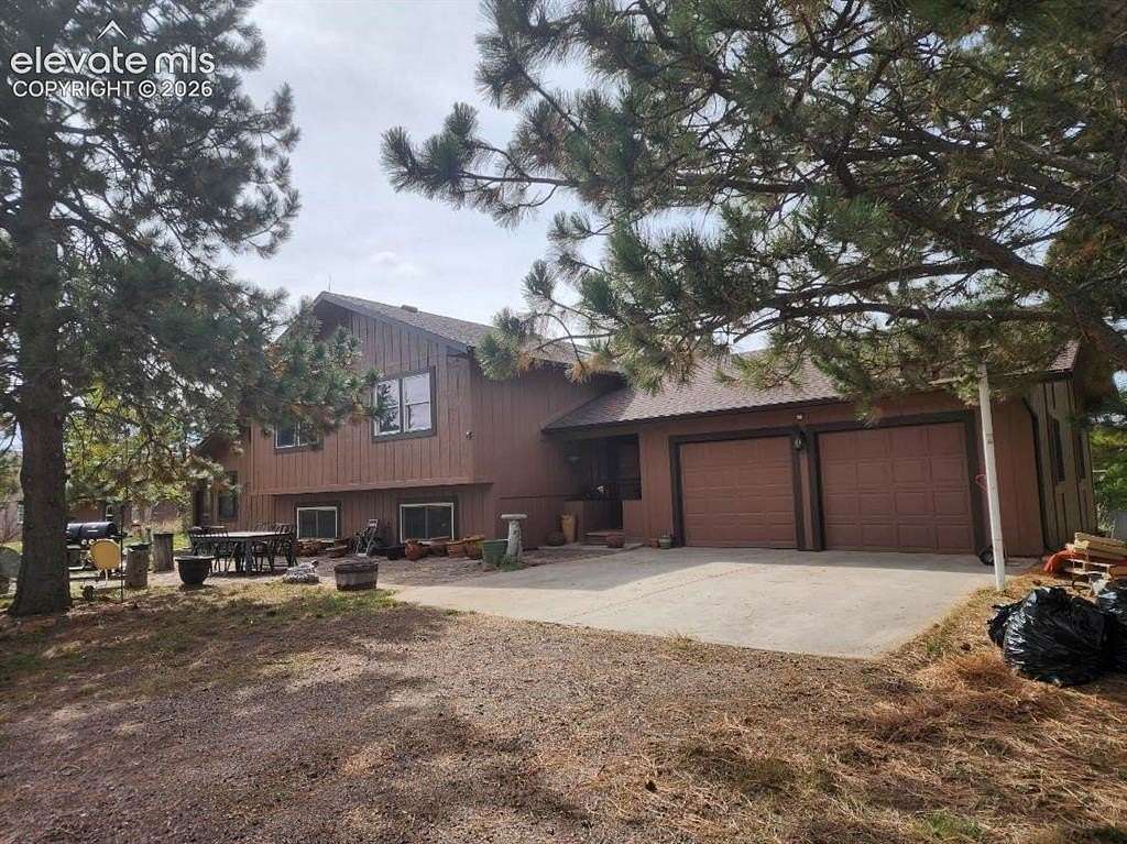 6.23 Acres of Land with Home for Sale in Colorado Springs, Colorado