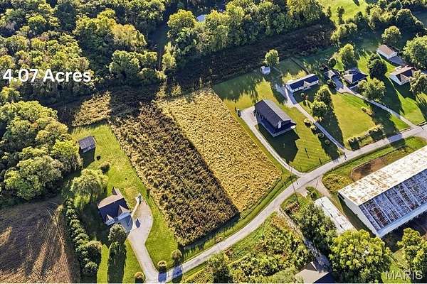4 Acres of Residential Land for Sale in Millstadt, Illinois