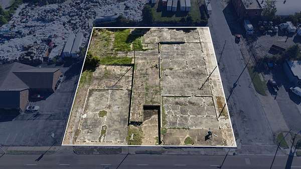 0.97 Acres of Mixed-Use Land for Sale in Memphis, Tennessee