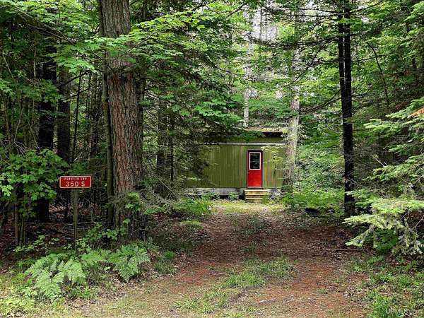 20 Acres of Recreational Land with Home for Sale in Gwinn, Michigan