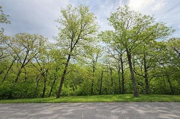 1 Acre of Residential Land for Sale in Jenks, Oklahoma