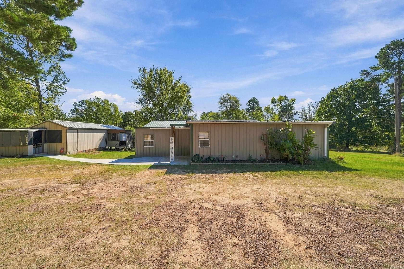 3.17 Acres of Land with Home for Sale in Damascus, Arkansas