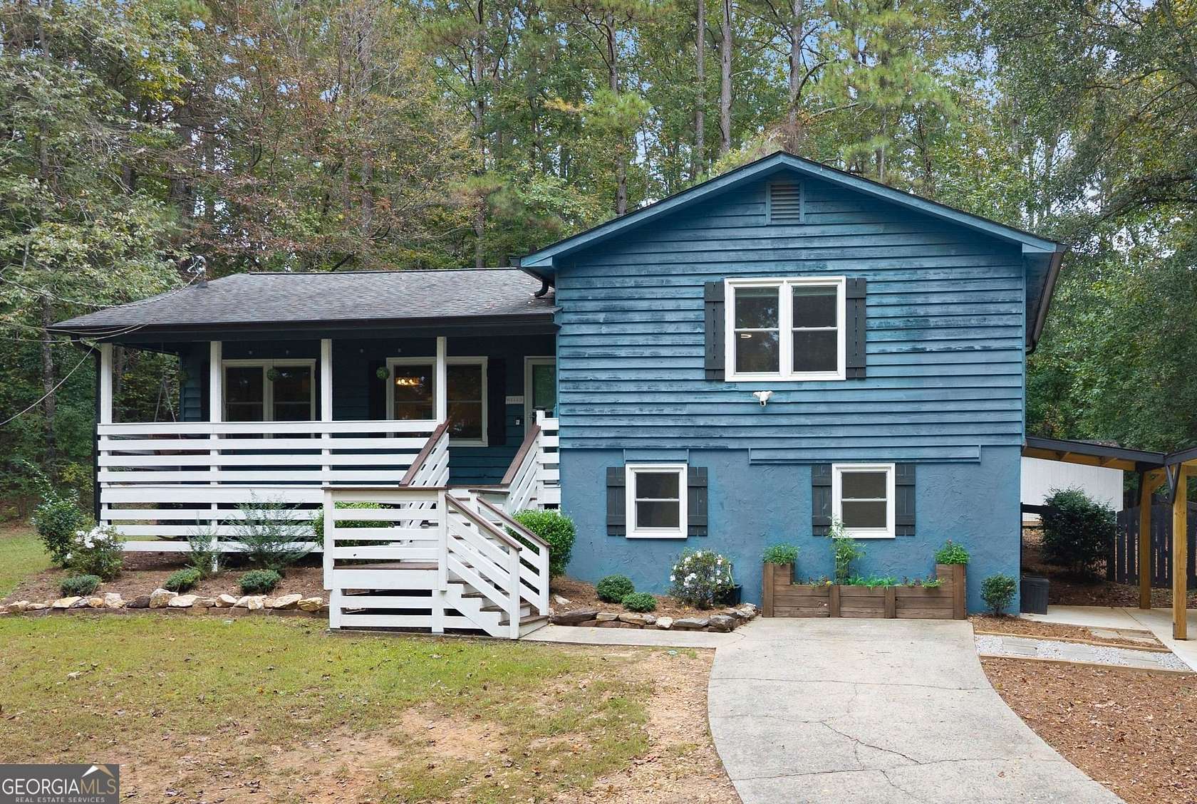 1.5 Acres of Land with Home for Sale in Canton, Georgia