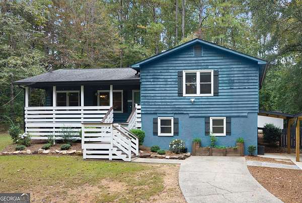 1.5 Acres of Land with Home for Sale in Canton, Georgia