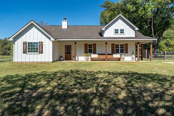 1.6 Acres of Land with Home for Sale in Lindale, Texas