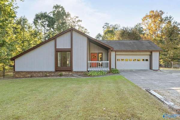 1.74 Acres of Land with Home for Sale in Harvest, Alabama